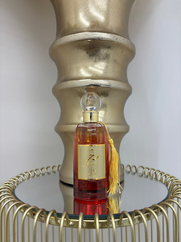 Scandant (smells like Scandal by Jean Paul Gaultier)