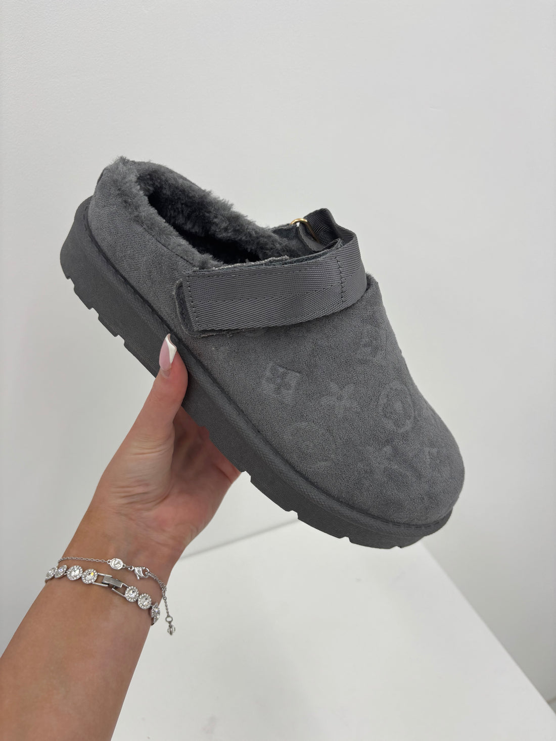 ALANA fur lined slide on slippers - GREY