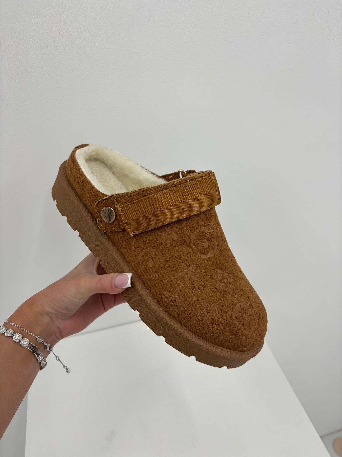 ALANA fur lined slide on slippers - CAMEL